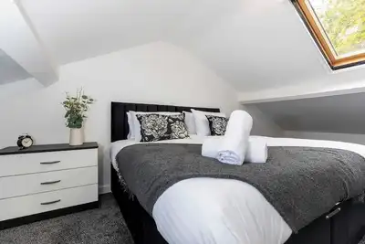 Image de Central Bishop - 4 Beds, Games Room, Secure Parking