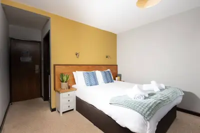 Image de Tricky's @ Tolgus, Redruth - Free Wifi & Parking - Accessible Room - Restaurant