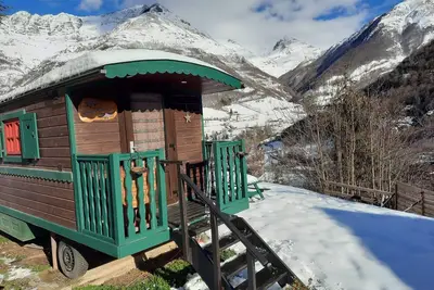 Image de Roulotte Rhododendron - Gavarnie