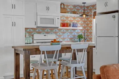 Image de Hot Tub| 3br Lavallette| Girls Trip at the Beach