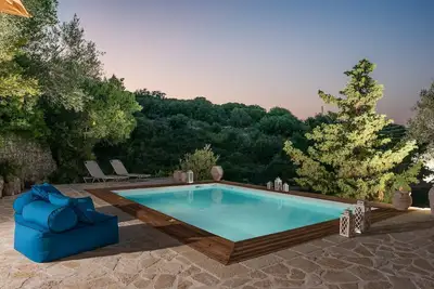 Image de Jean Luc Villa - Trois Chambres Villa, Couchages 8