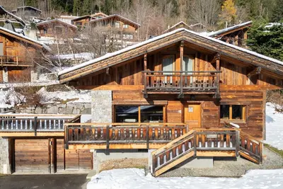 Image de Chalet traditionnel de 4 chambres à pied du centre de Chamonix