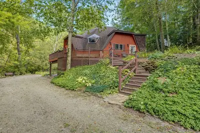 Image de The Ford: Madison Wine Country Retreat  17 Acres + Waterfall + Riverfront