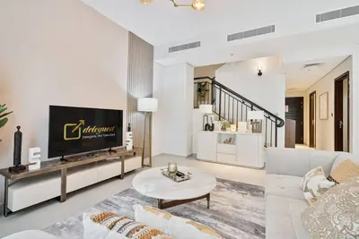 Image de New 3br Villa in DH2by Deleguest