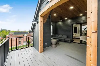 Image de Just Listed, D Town Views, Osu, Short North!