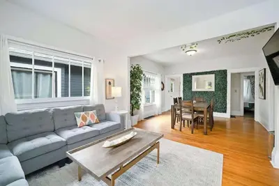 Image de 3 Br 1 Ba - Cozy Home - Walkscore 97 - Shopping