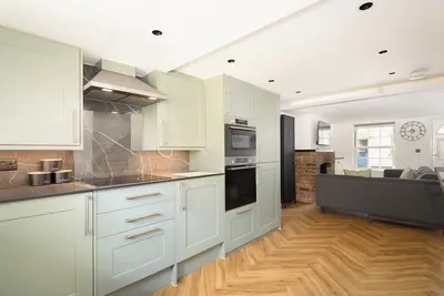 Image de Beautiful Cottage with a modern twist!