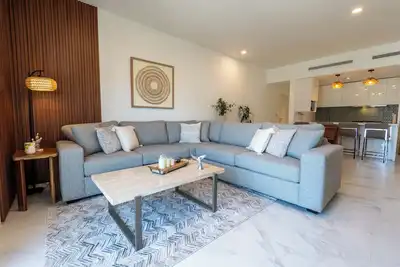 Image de Prime Cabo Location! 2br Condo with Ac & Gym - Walk to Medano Beach & Marina