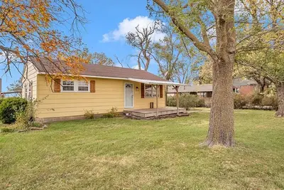 Image de Cozy cottage nestled on 5 acres north of Halstead ks