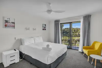 Image de Lake View - Aquarius 2 Bedroom Apt