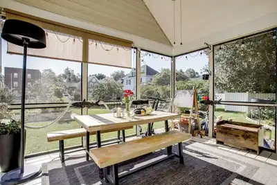 Image de Steps to Marina & Park: Waterfront Cambridge Home!