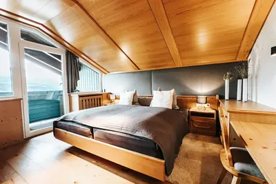 Alpine Apartment 407 by globboard