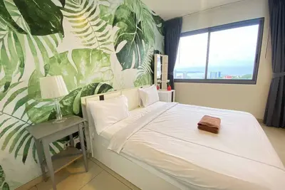 Image de Appartement de 2 chambres avec vue sur la mer en étage élevé