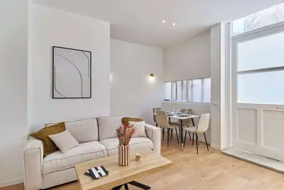 Image de Appartement élégant Ac Buttes Chaumont