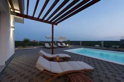 Image de Deluxe Four Bedroom Villa with Private Pool (Villa 6)