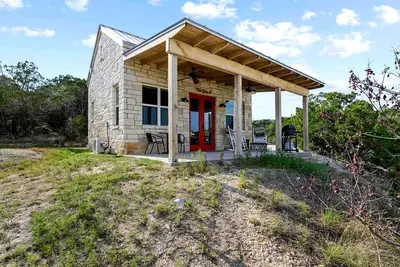 Image de Stunning Cottage with Fantastic Views for a Romantic Escape near Austin, Texas