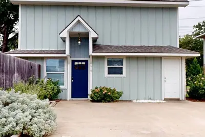 Image de Cozy Modern Farmhouse Retreat Near Central Park in College Station, Texas