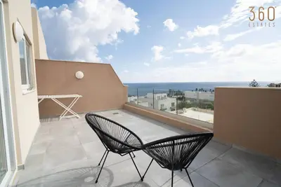 Image de Seaview 2br Penthouse with Terrace in Marsascala!