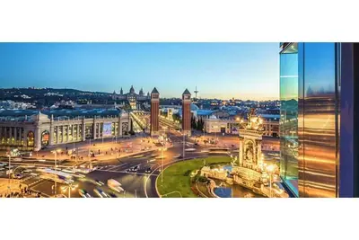 Image de Timeless 19th-Century Elegance in the Heart of Barcelona’s Eixample District