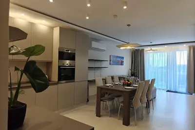 Image de 3-bedroom apartment in Għarb with Stunning views, breakfast and hotel amenities