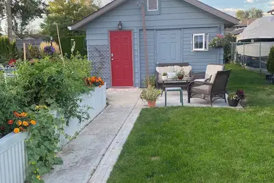 Image de Carriage house W/HotTub Close to Ski Hill & Snowmobile, Greenway, wineries.