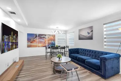 Image de Stylish Modern Stay Near Design District & Wynwood