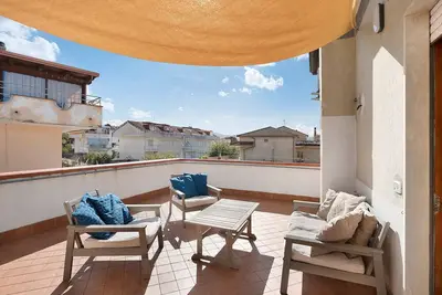 Image de Appartement 'Libeccio Vista Mare' avec vue sur la mer, Wi-Fi et climatisation