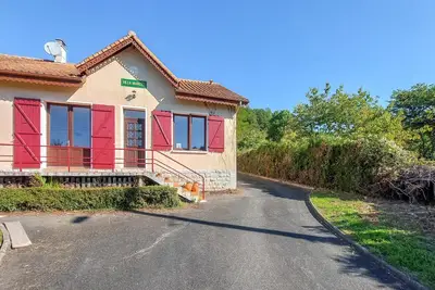 Image de Pet friendly home in Nanteuil-en-Vallée with WiFi