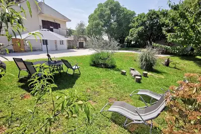 Image de Appartement de vacances avec grand jardin et possibilité de barbecue