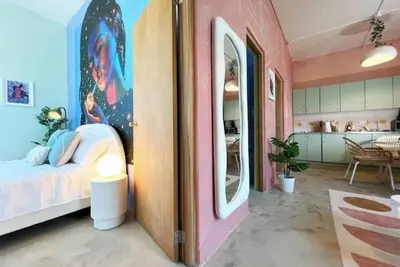 Image de Walk to Beach! 2br Stunning Home w Balcony+Parking