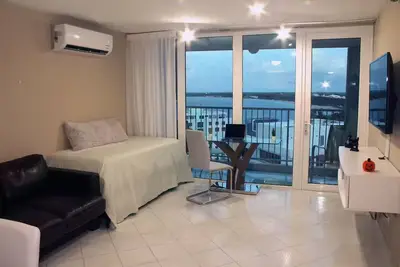 Image de Private Luxury Condo in Esj Hotel