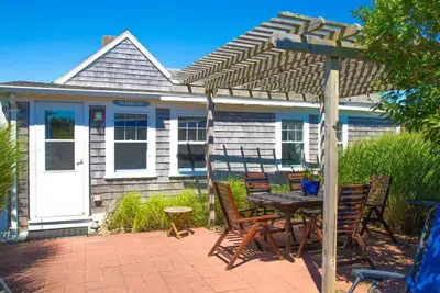 Simple beach cottage close to Surfside Beach