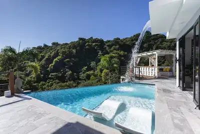 Image de Kamila's Luxury House with Private Pool