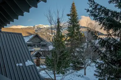 Image de Superb Village 2Br/2Ba Private HotTub, FreeParking