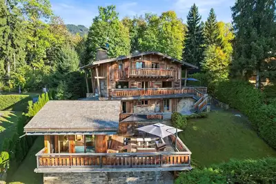 Image de Chalet Ysalpe - Vue montagne, hammam, sauna, jacuzzi et salle cinéma