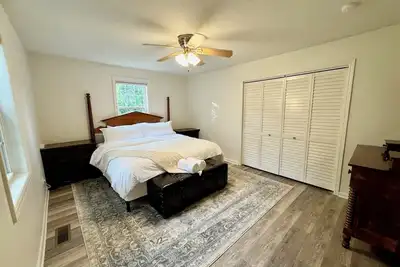 Image de King’s Cottage - 5 minutes to Leipers Fork