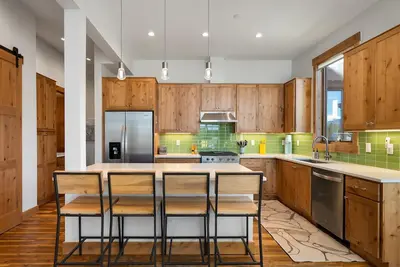 Image de Luxury Condo E303 I Private Hot Tub I Great Views I Best Price I Discounted Attractions