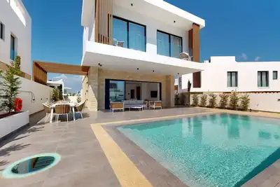 Image de Lavish Cyprus Beachfront Villa | Villa Moirai | 4 Bdr | Private Pool | Spacious.