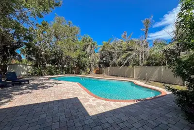 Image de Seminole Pool House | Mins to the Beach