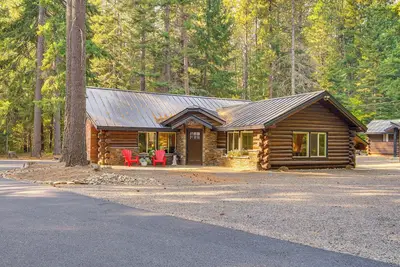 Image de Contemporary Log Cabin Near Cle Elum Lake!