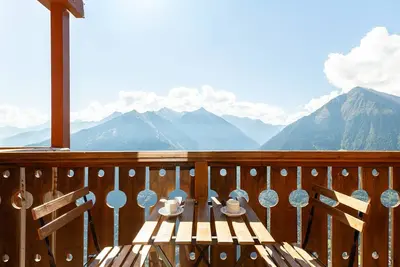 Image de T2 cabine 4 pers avec piscine chauffée au pied des pistes