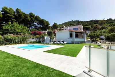 Image de Villa Giulietta - Piscine privée à 200 mètres de la plage