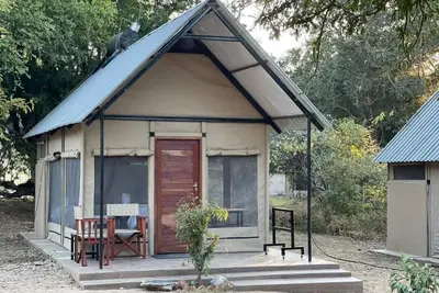 Image de Our camp at Mongwe is heaven on earth if you like living with nature.