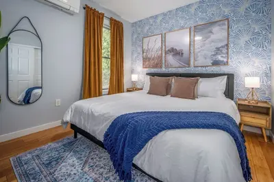 Image de Otr by Tql+Findlay Market+Smart TVs+King Bed+Wifi+Sleeps 3ppl+2nd Fl
