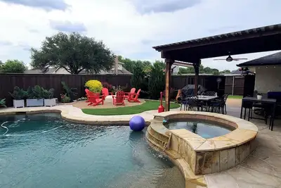 Image de 4br Sleeps 10/ 2. 5 baths w/Pool, Grill, Air Hockey