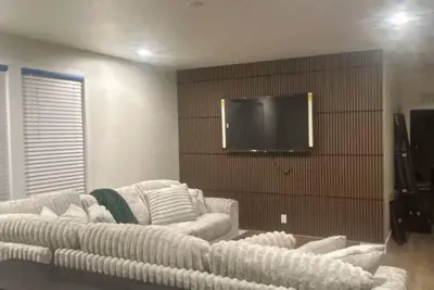 Image de 2 Miles From Spring Training