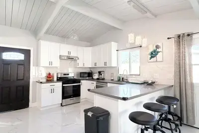 Image de Haven Getaway 4-bedroom house in wonderful Anaheim with Ac