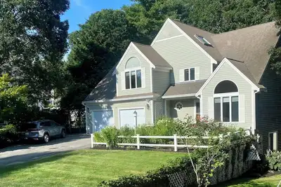 Image de Perfect Family Retreat in Idyllic Osterville. Steps to the town center and beach