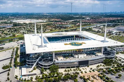 Image de Iconic Hard Rock Stadium! Enjoy easy events, and entertainment.