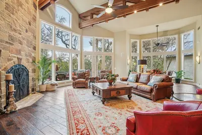 Image de Hill Country Haven: Two Homes on 10 Acres Near Boerne